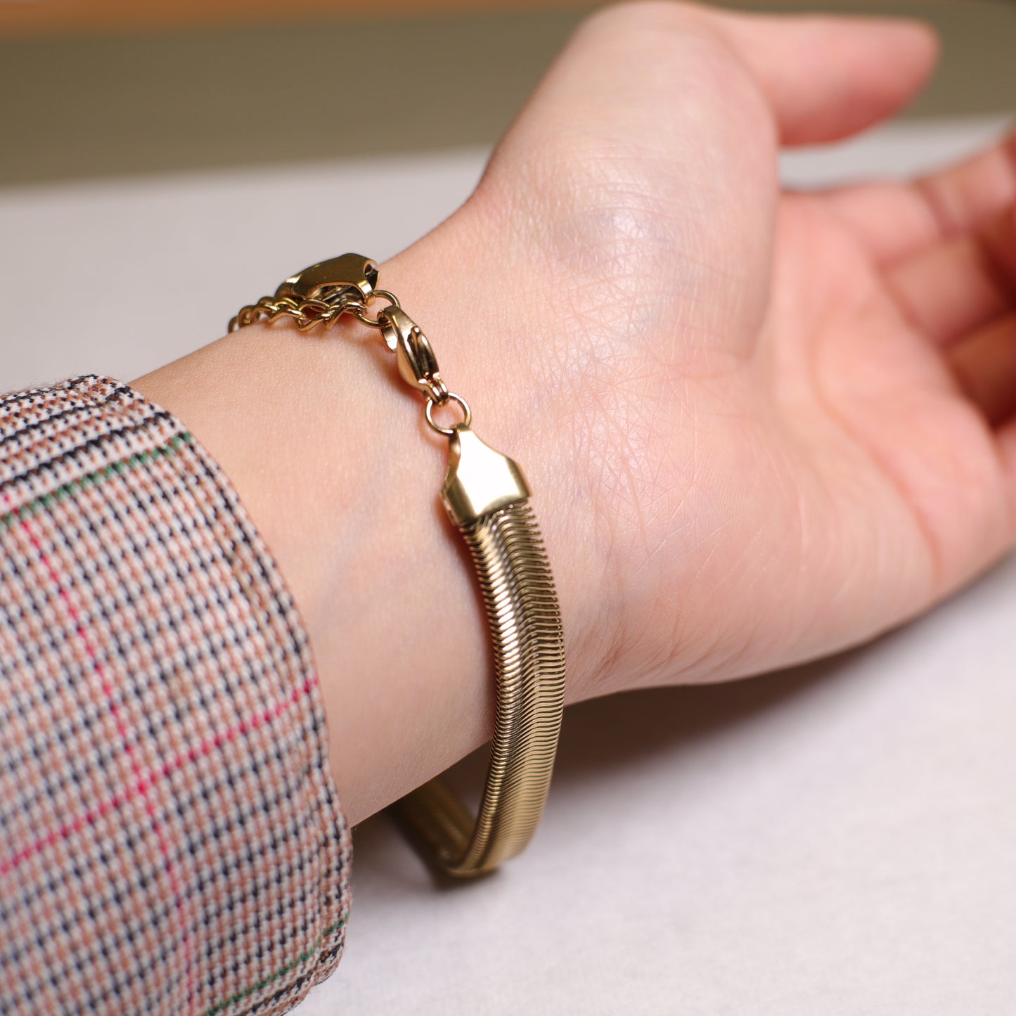 B0004 Thick snake chain bracelet