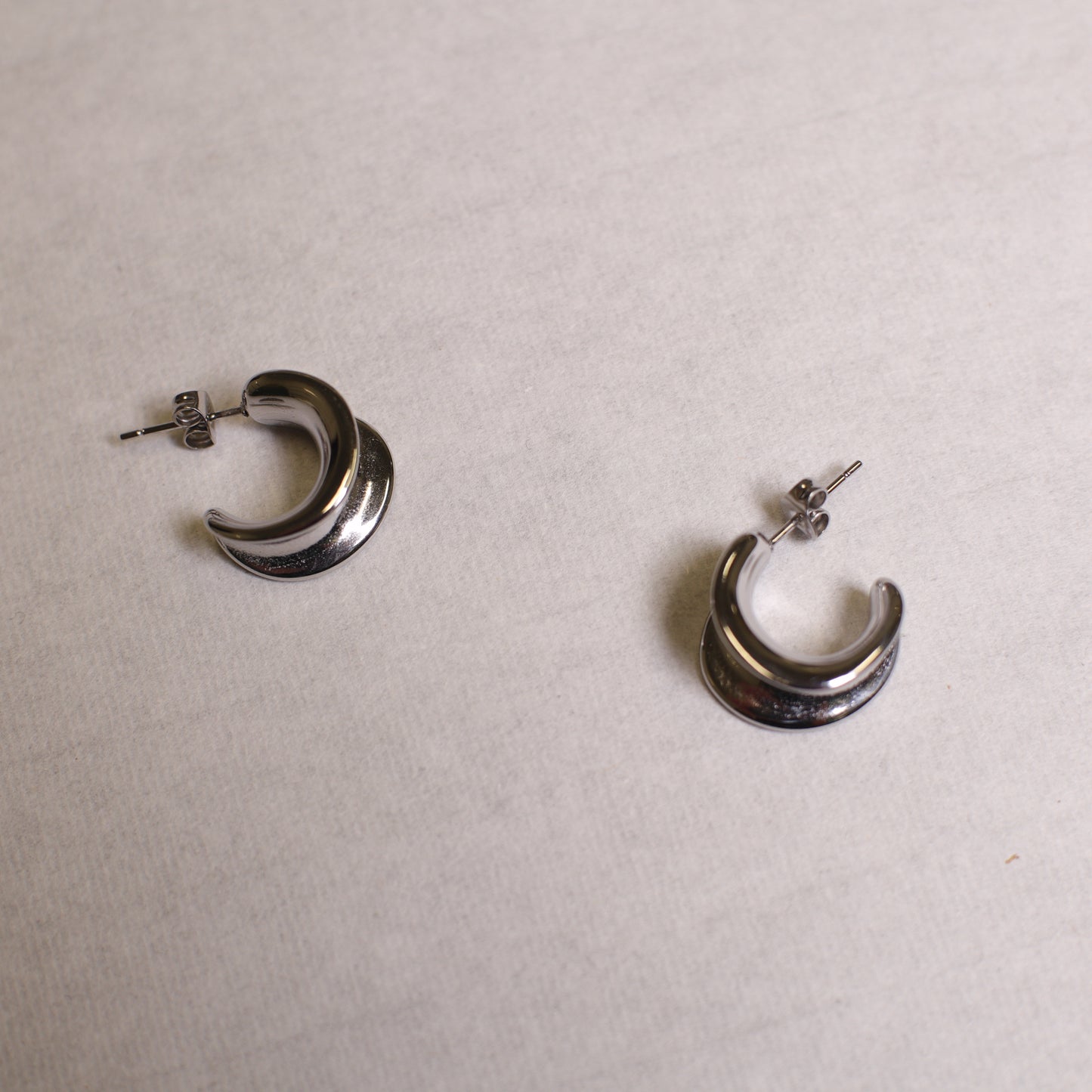 E0017 Little slide earrings